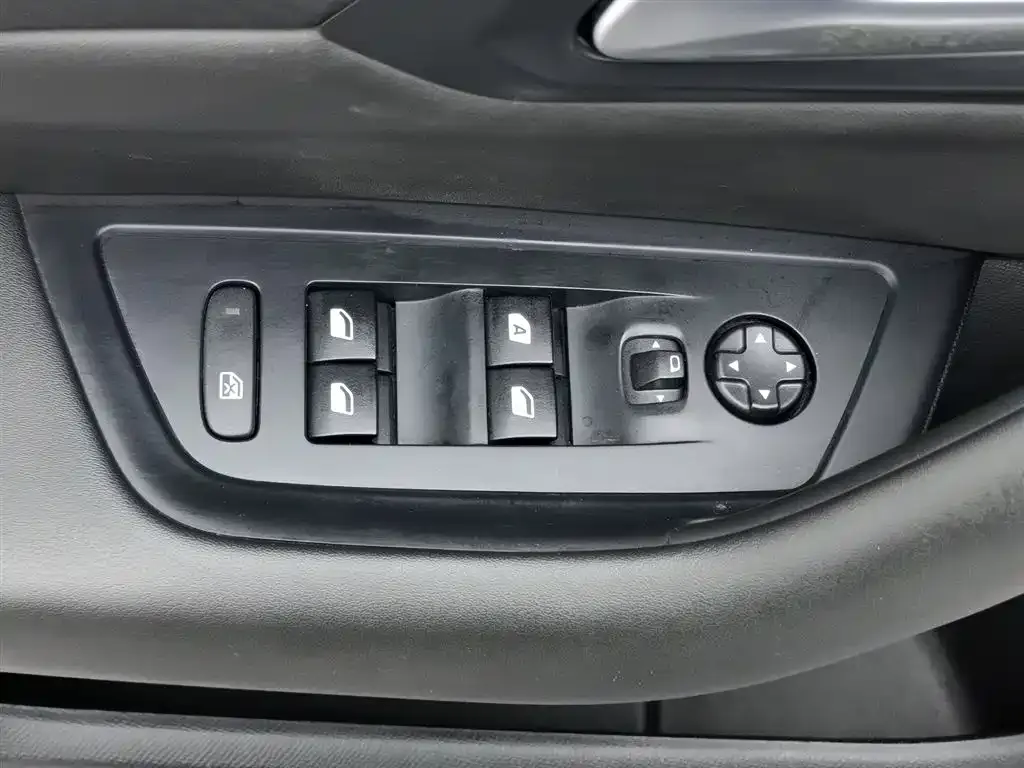Peugeot 508 — фото 10