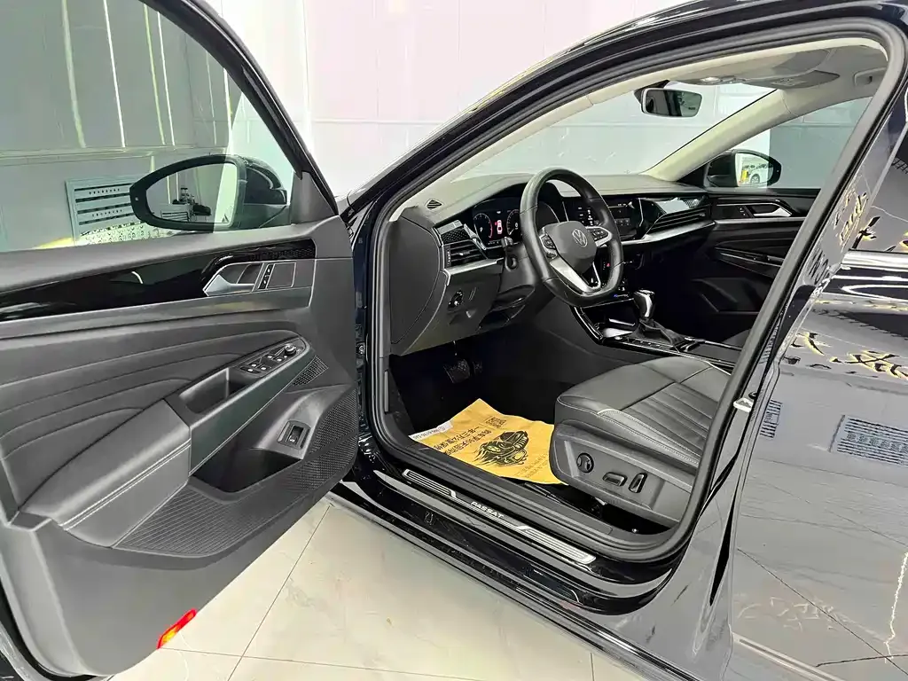Volkswagen Passat — фото 8