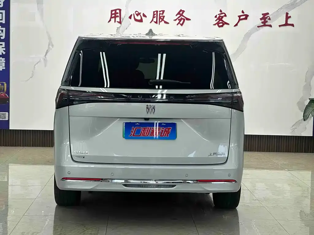 Buick GL8 Hybrid — фото 4
