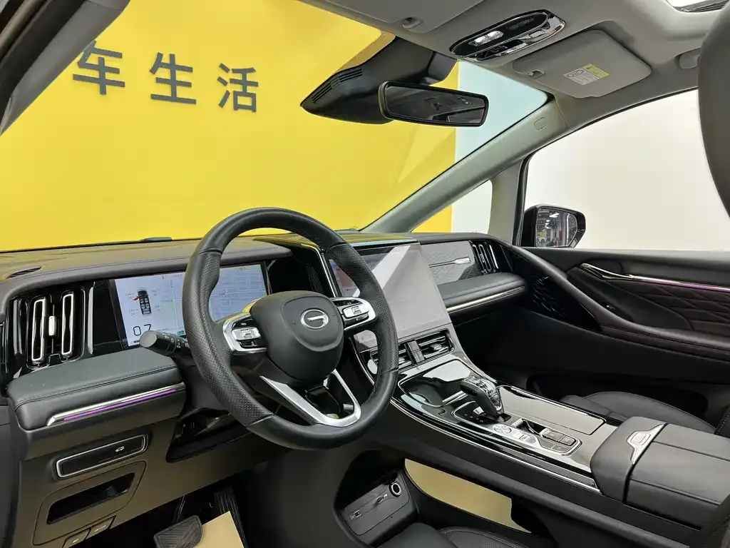 GAC Motor Trumpchi M8 — фото 9