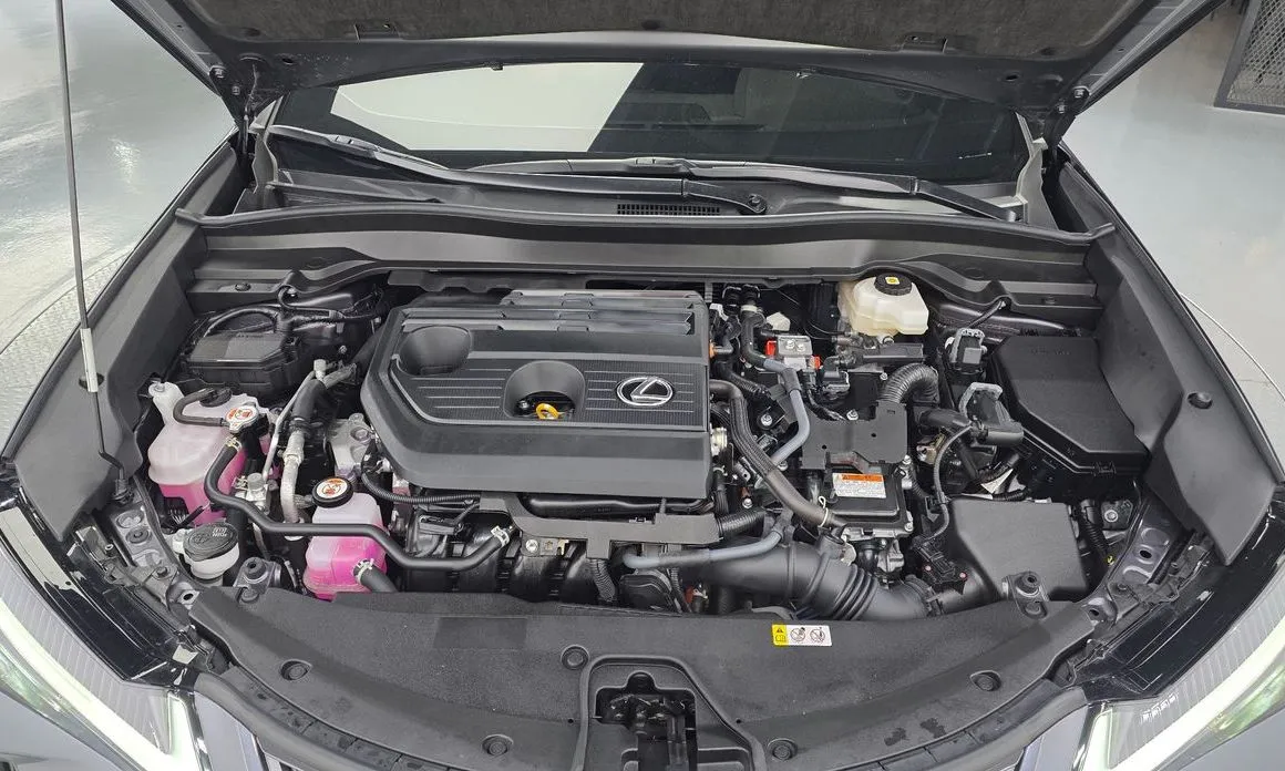 Lexus UX 2025 из KR, фото 8