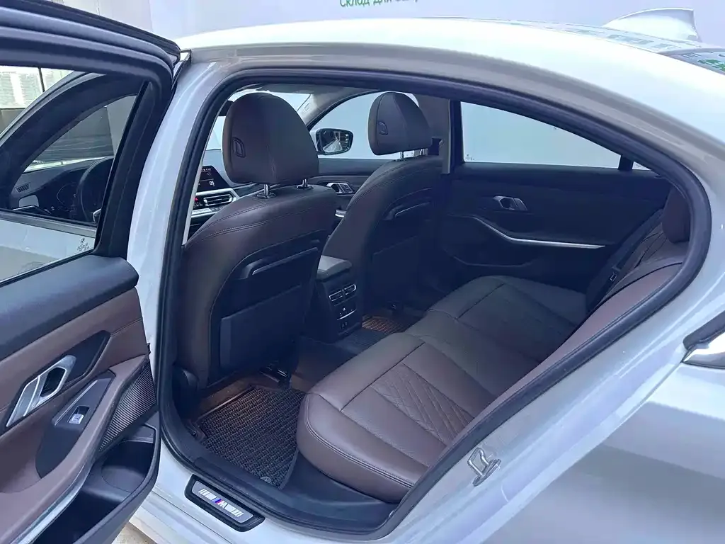 BMW 3 Series — фото 10