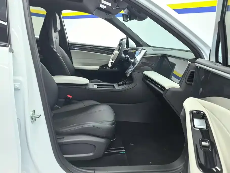 Geely Galaxy L7 2024 из CN, фото 3