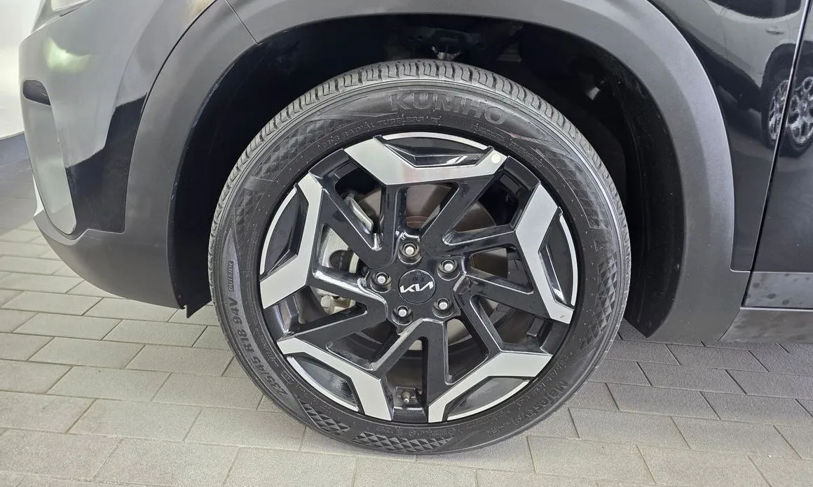 Kia Seltos — фото 7