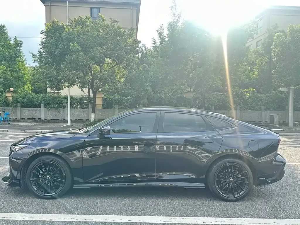 Changan UNI-V 2024 из CN, фото 9
