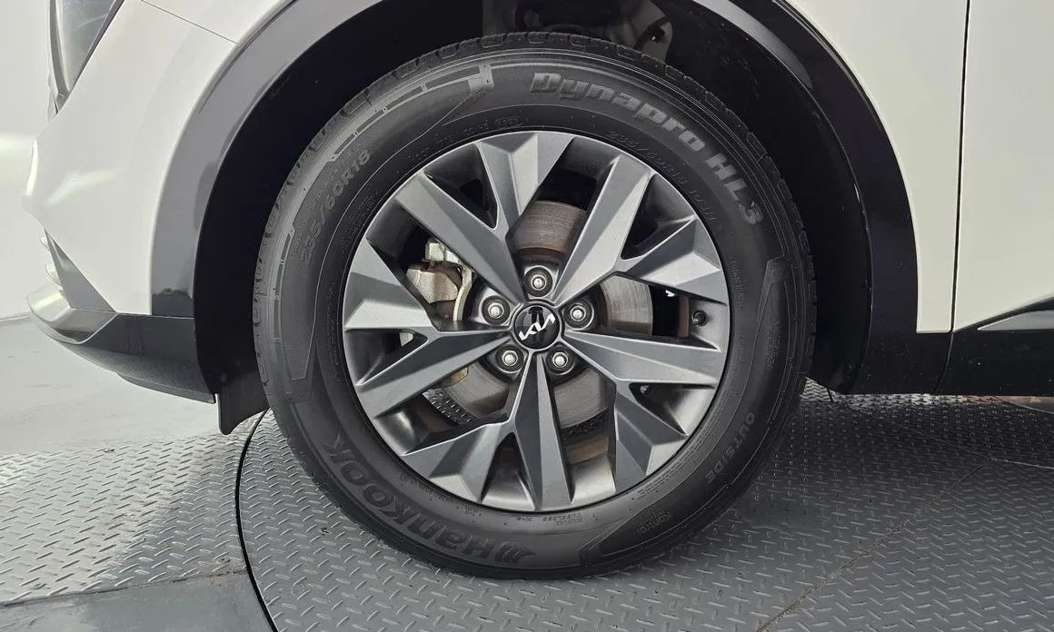 Kia Sportage — фото 10
