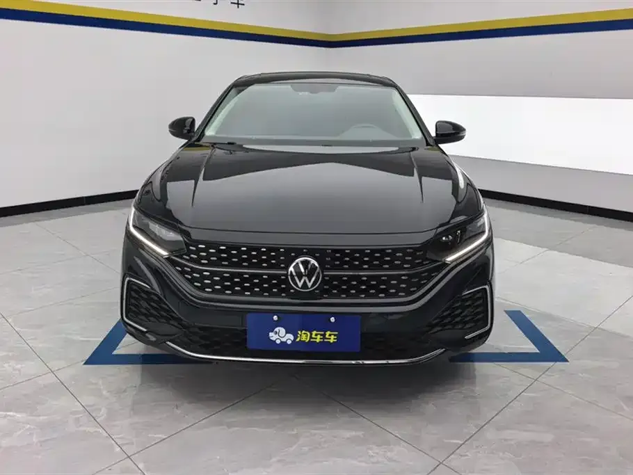 Volkswagen Passat — фото 4