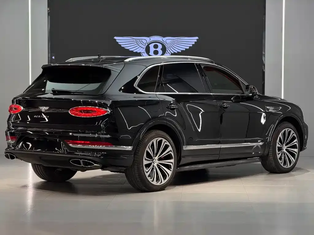 Bentley Bentayga — фото 2