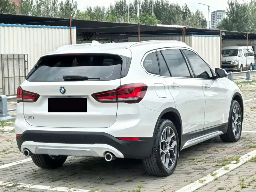 BMW X1 — фото 2