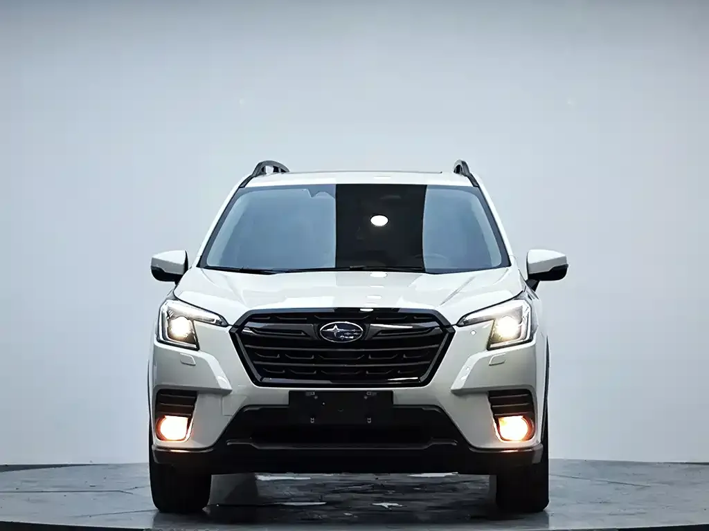 Subaru Forester — фото 2