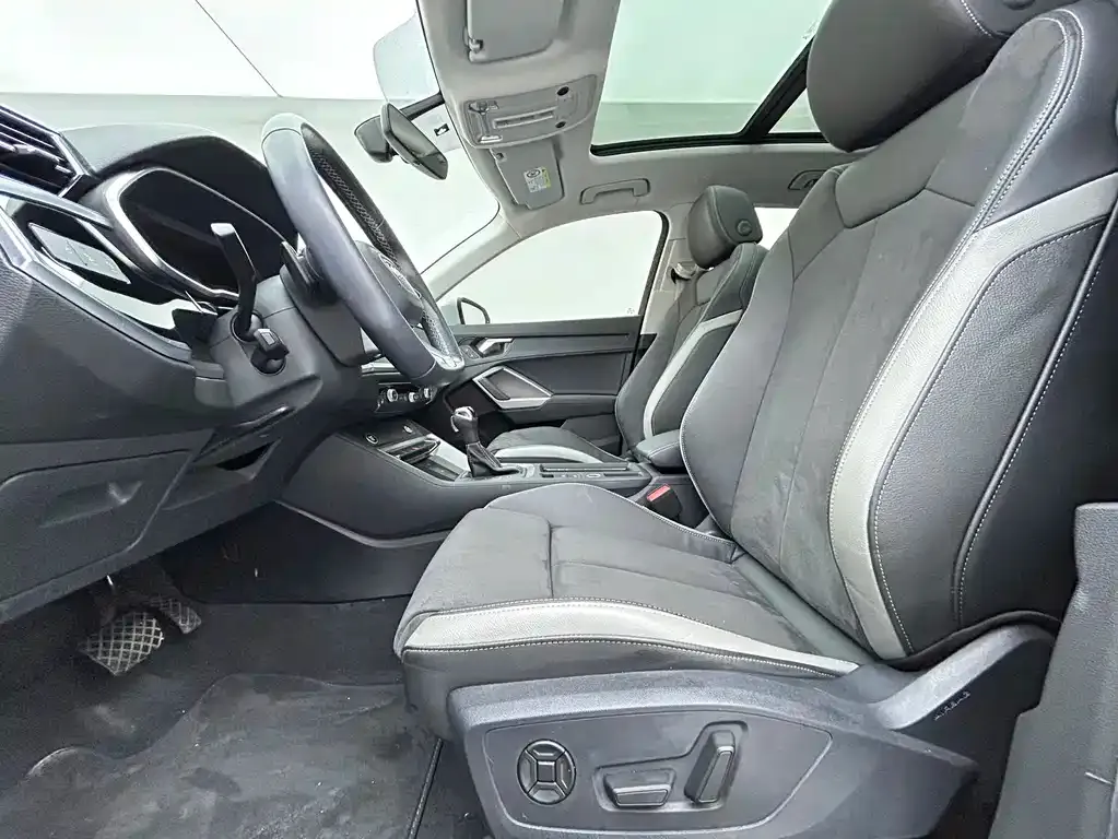 Audi Q3 — фото 6