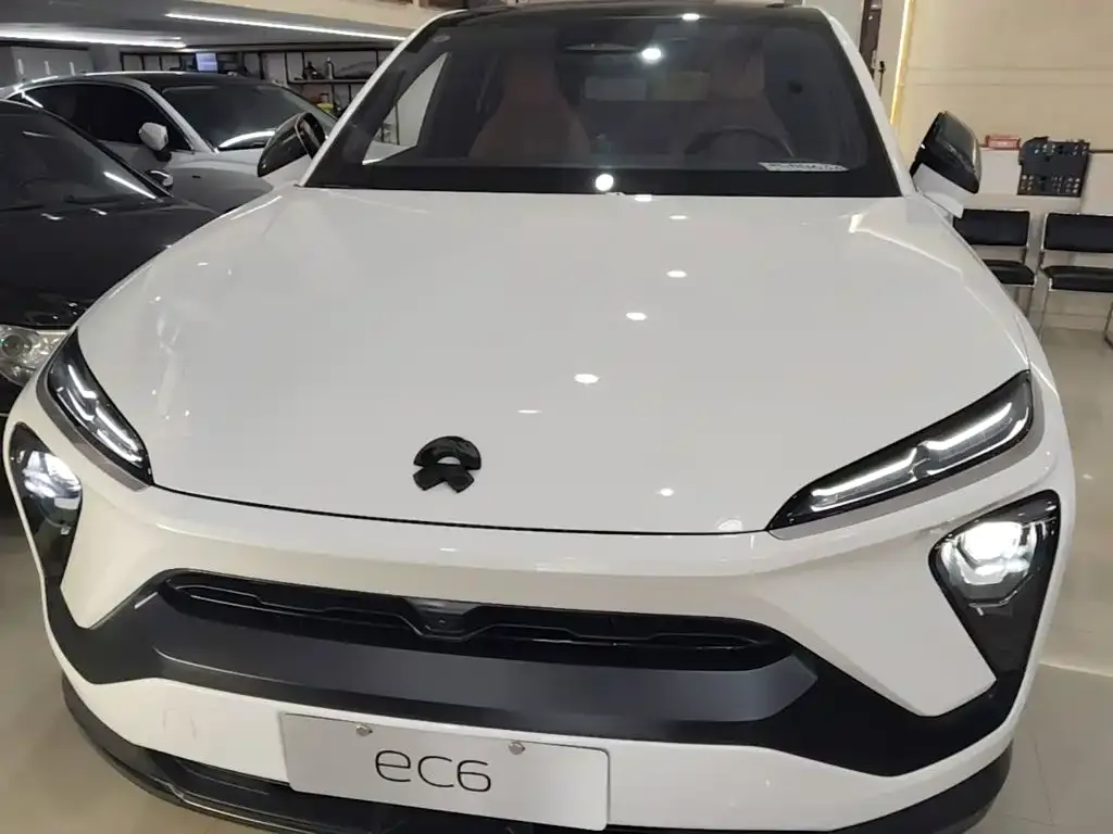NIO EC6 — фото 9