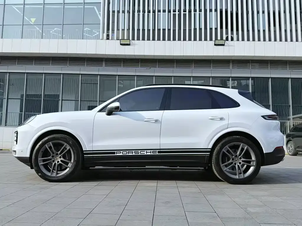 Porsche Cayenne — фото 8