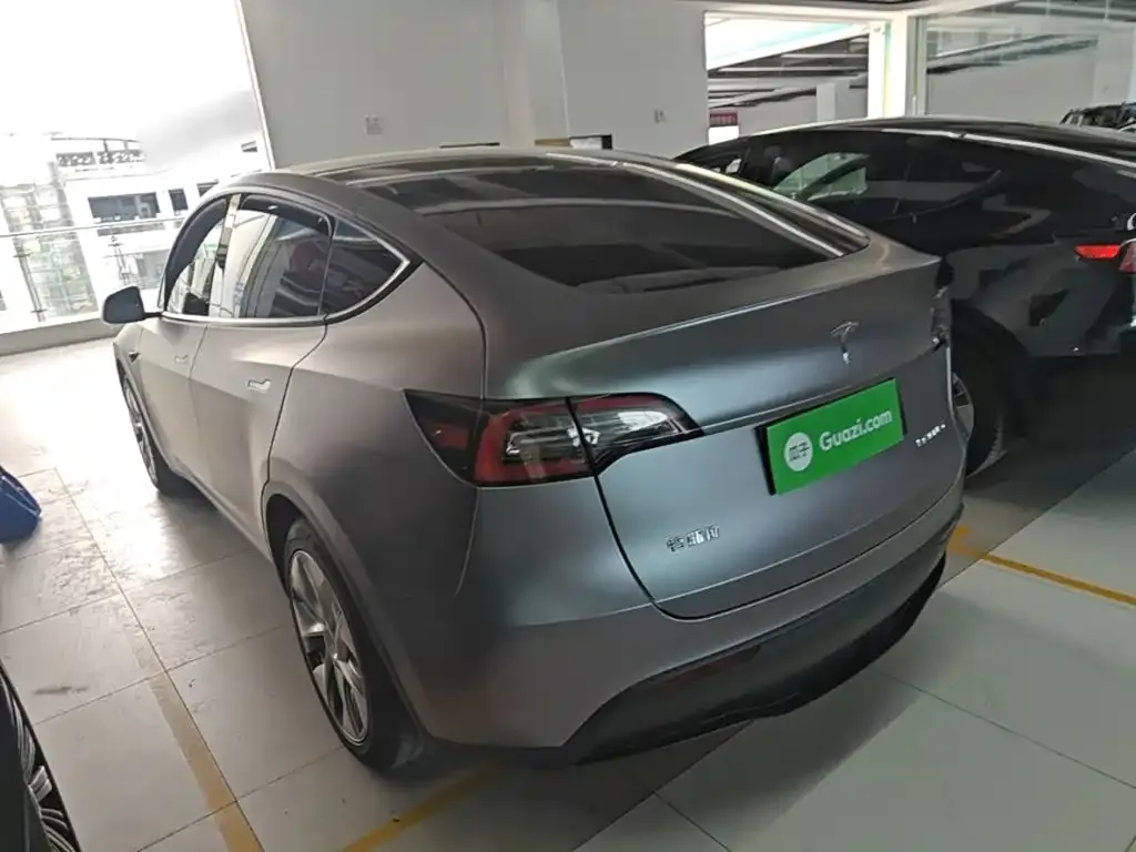 Tesla Model Y — фото 5