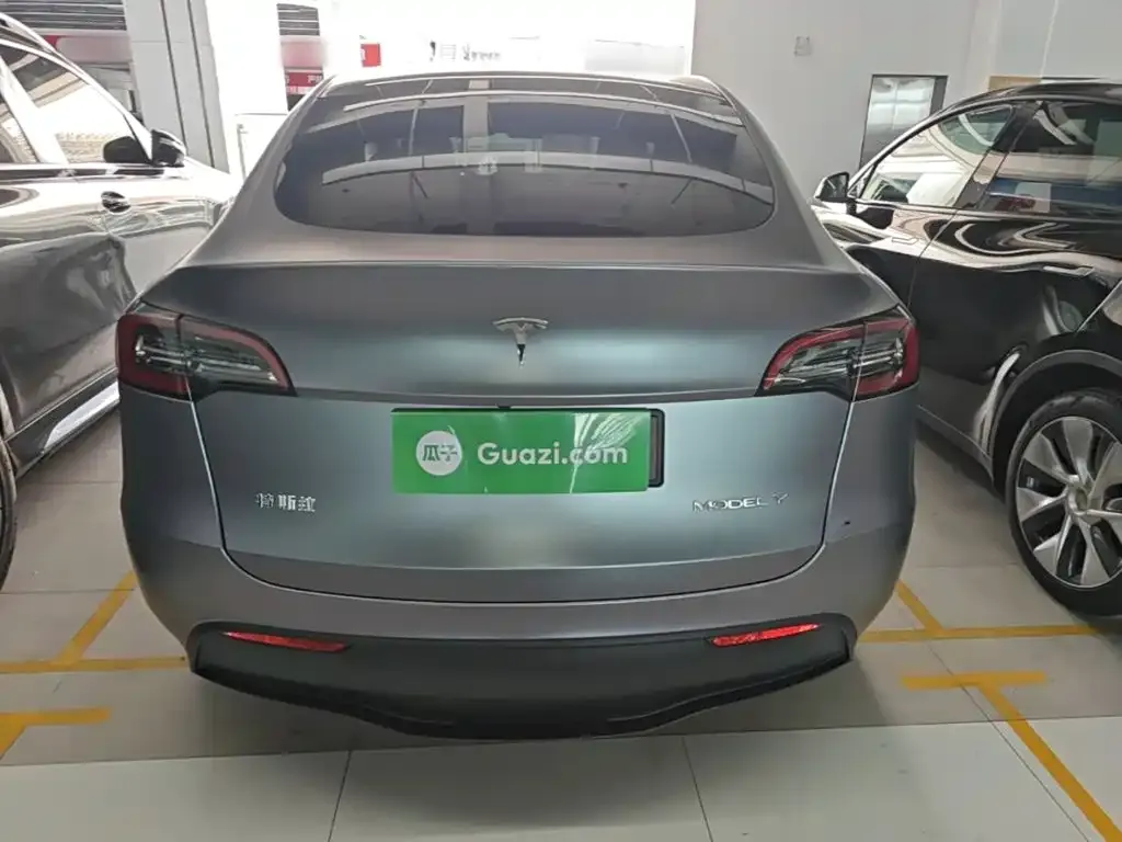 Tesla Model Y — фото 7