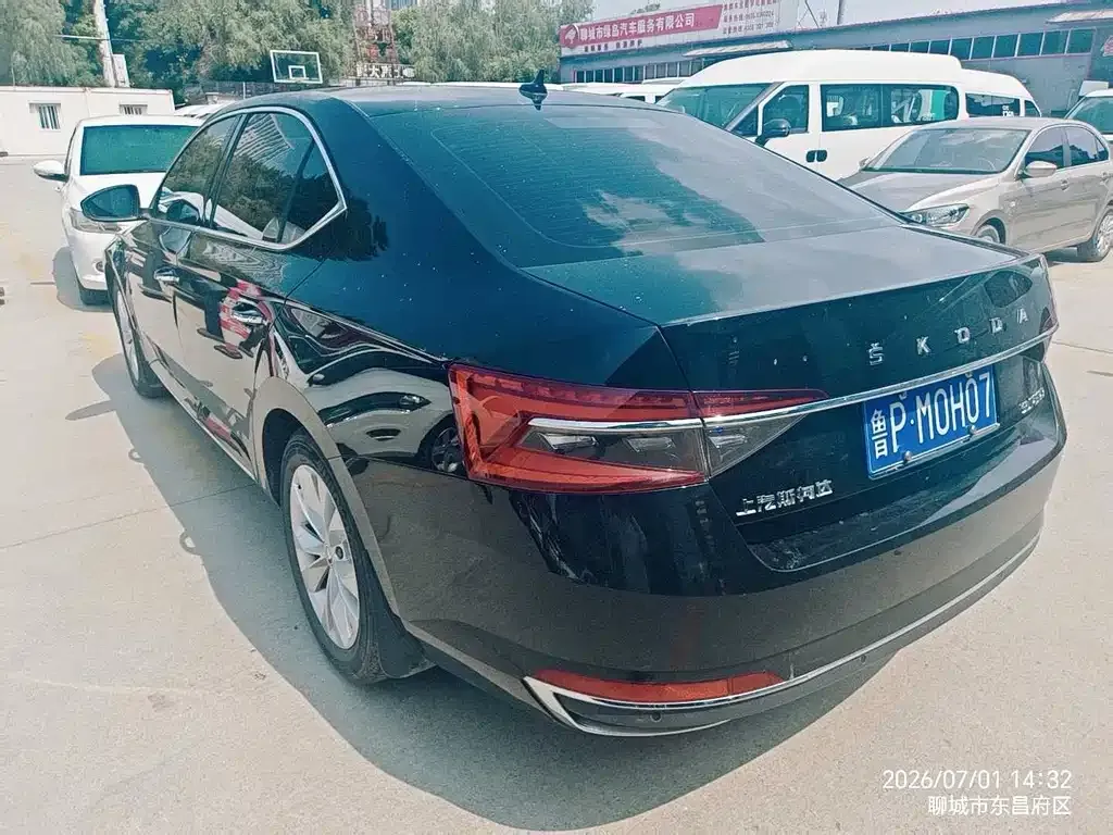 Skoda Superb 2023 из CN, фото 5