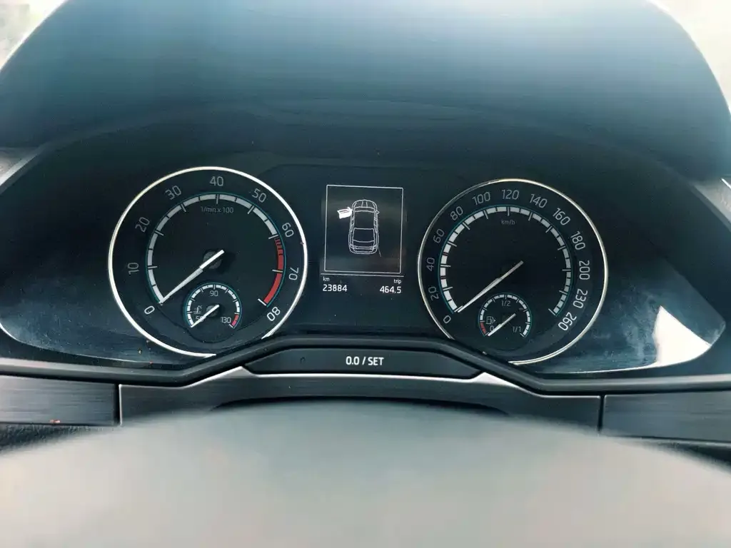 Skoda Superb 2023 из CN, фото 3