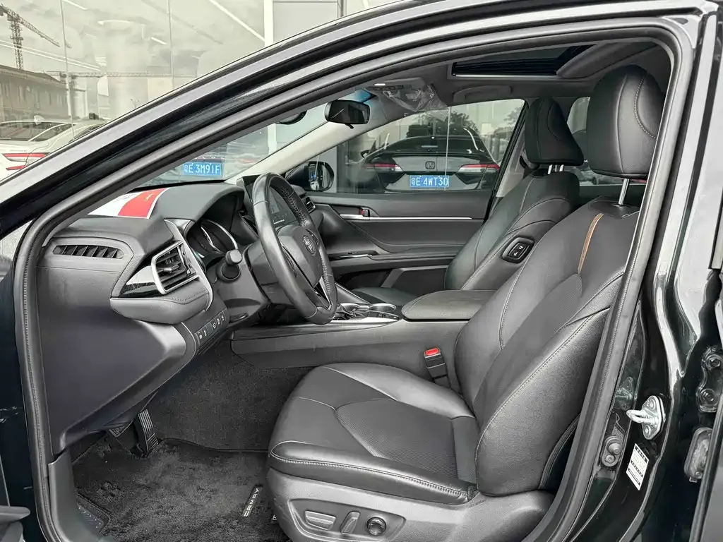 Toyota Camry 2024 из CN, фото 7