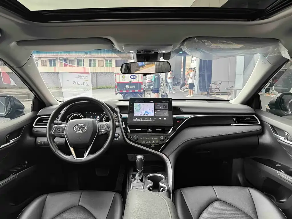 Toyota Camry 2024 из CN, фото 3
