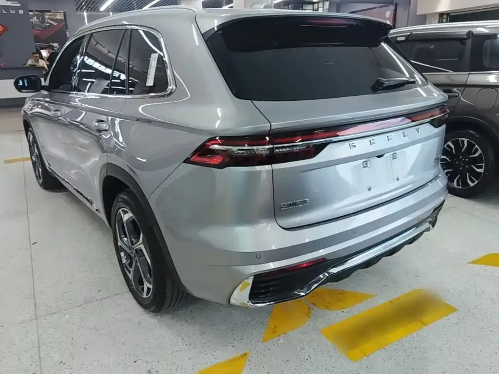 Geely Xingyue L — фото 6
