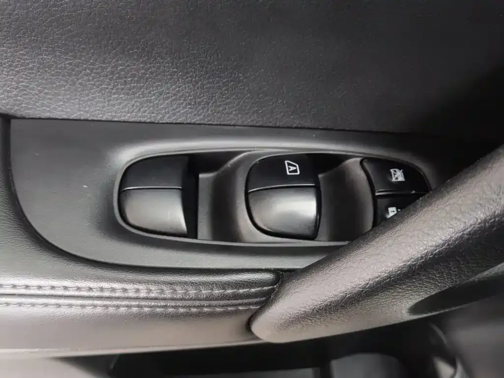 Nissan X-Trail 2021 из CN, фото 6