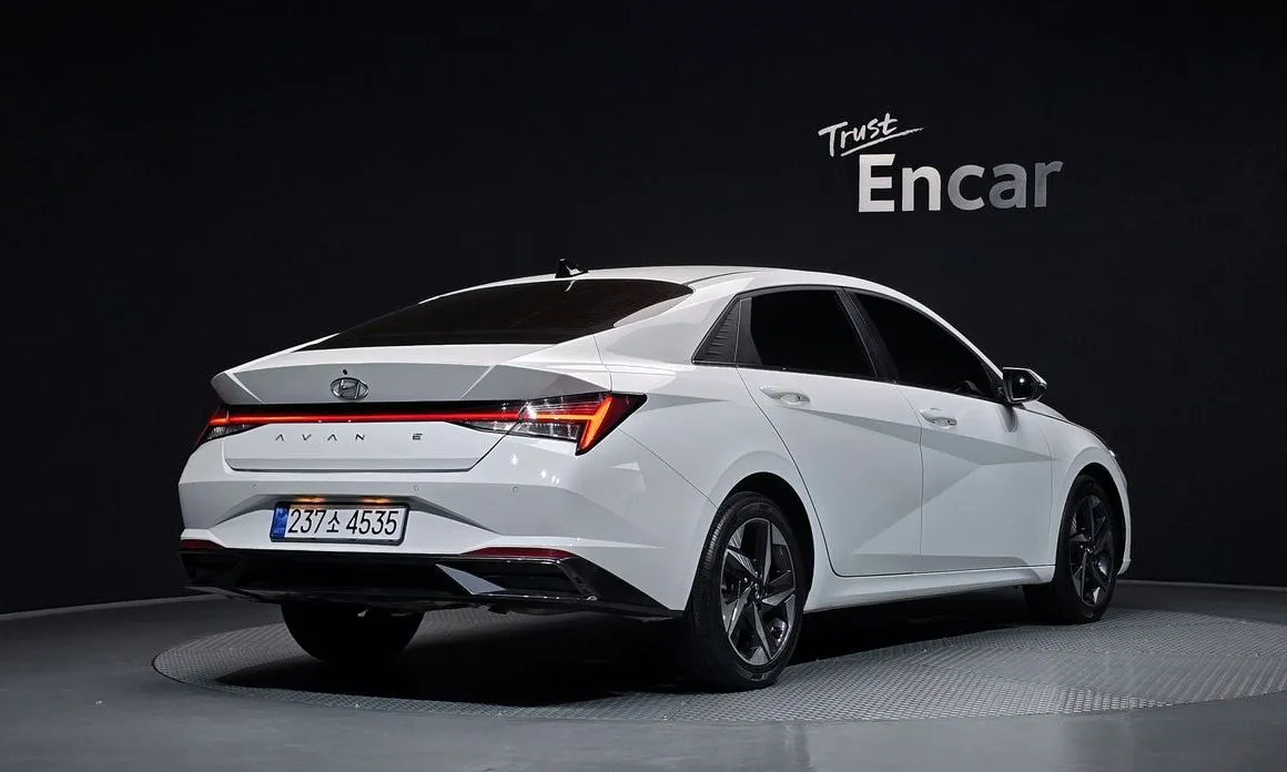 Hyundai AVANTE — фото 8