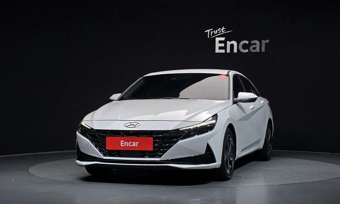 Hyundai AVANTE — фото 3