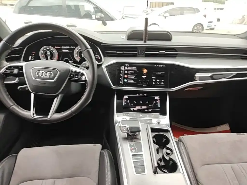 Audi A6L — фото 4