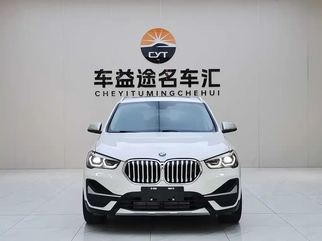 BMW X1 — фото 2