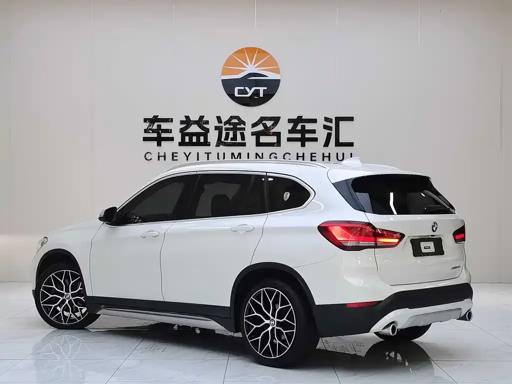 BMW X1 — фото 4