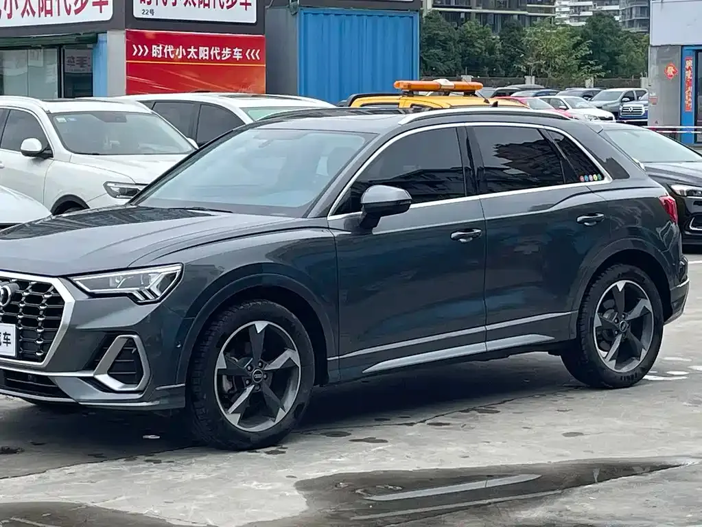 Audi Q3 — фото 7