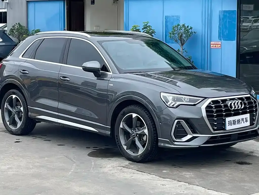 Audi Q3 — фото 8