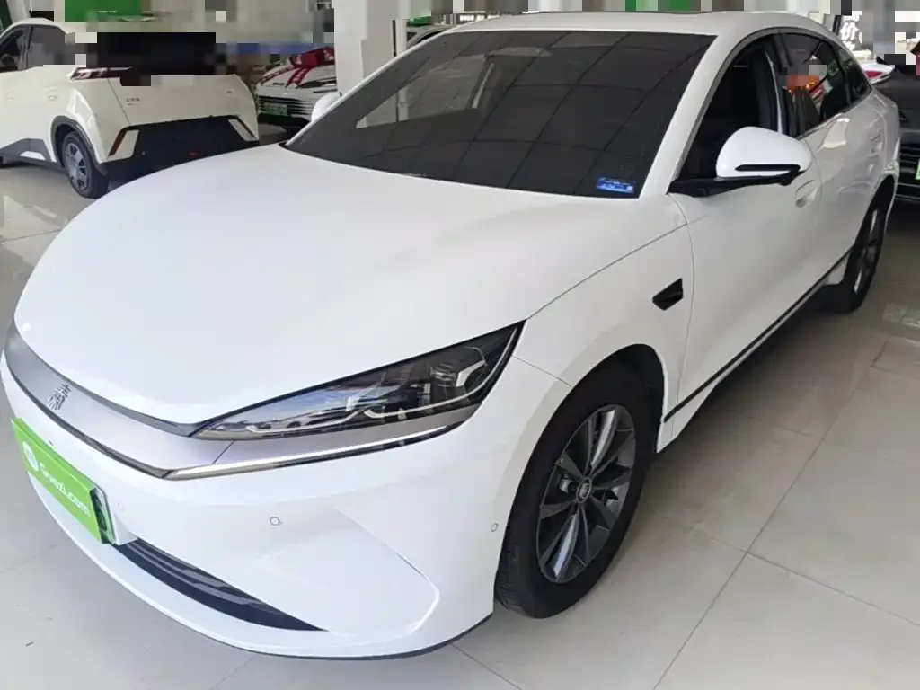 BYD Qin L — фото 7