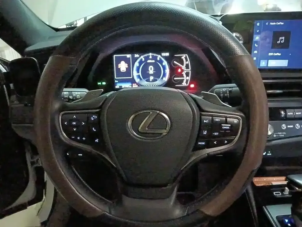 Lexus ES — фото 10