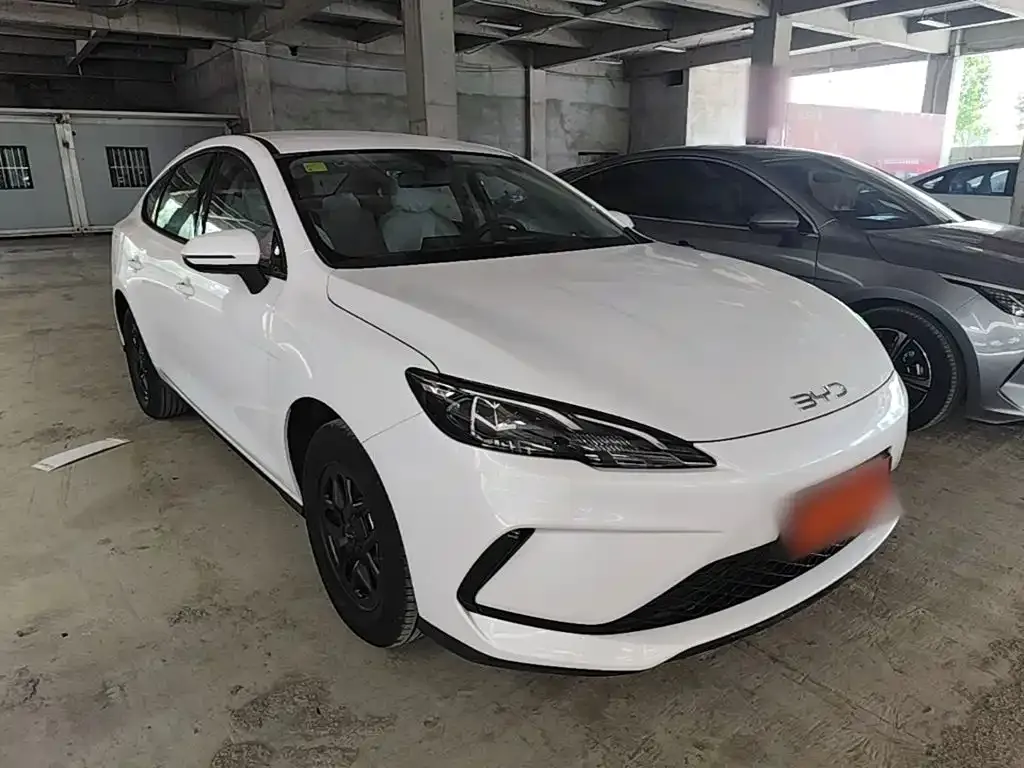 BYD Seal 05 DM-i 2026 из CN, фото 10