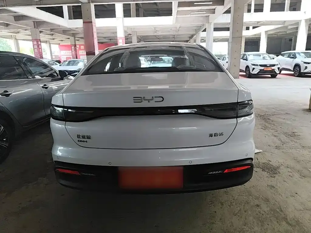 BYD Seal 05 DM-i 2026 из CN, фото 3