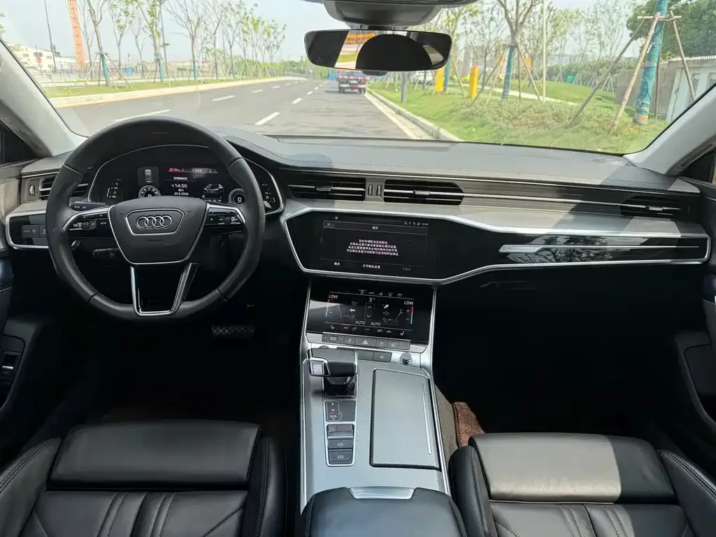 Audi A7 — фото 2