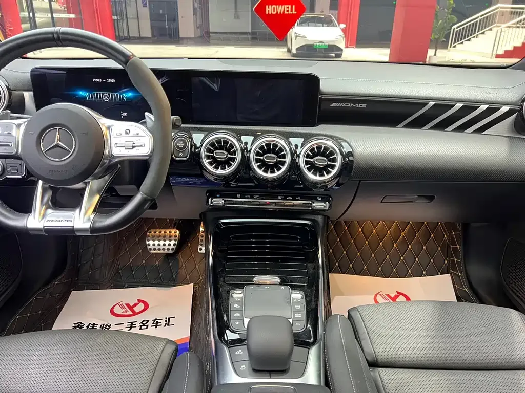 Mercedes-Benz CLA AMG — фото 10