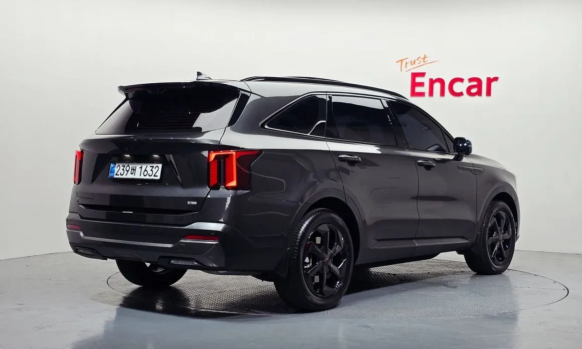 Kia Sorento — фото 5