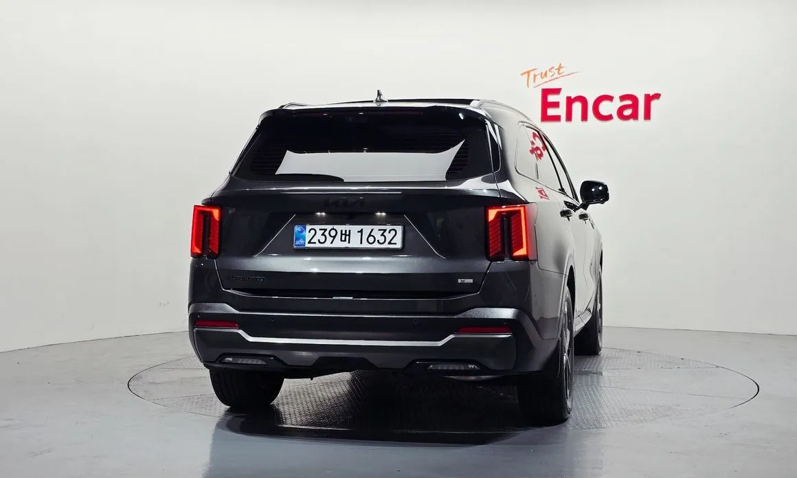 Kia Sorento — фото 6