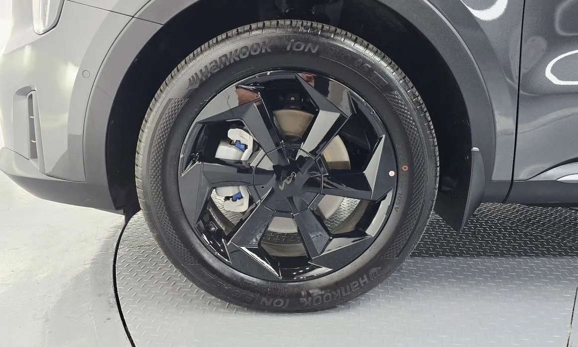 Kia Sorento — фото 10