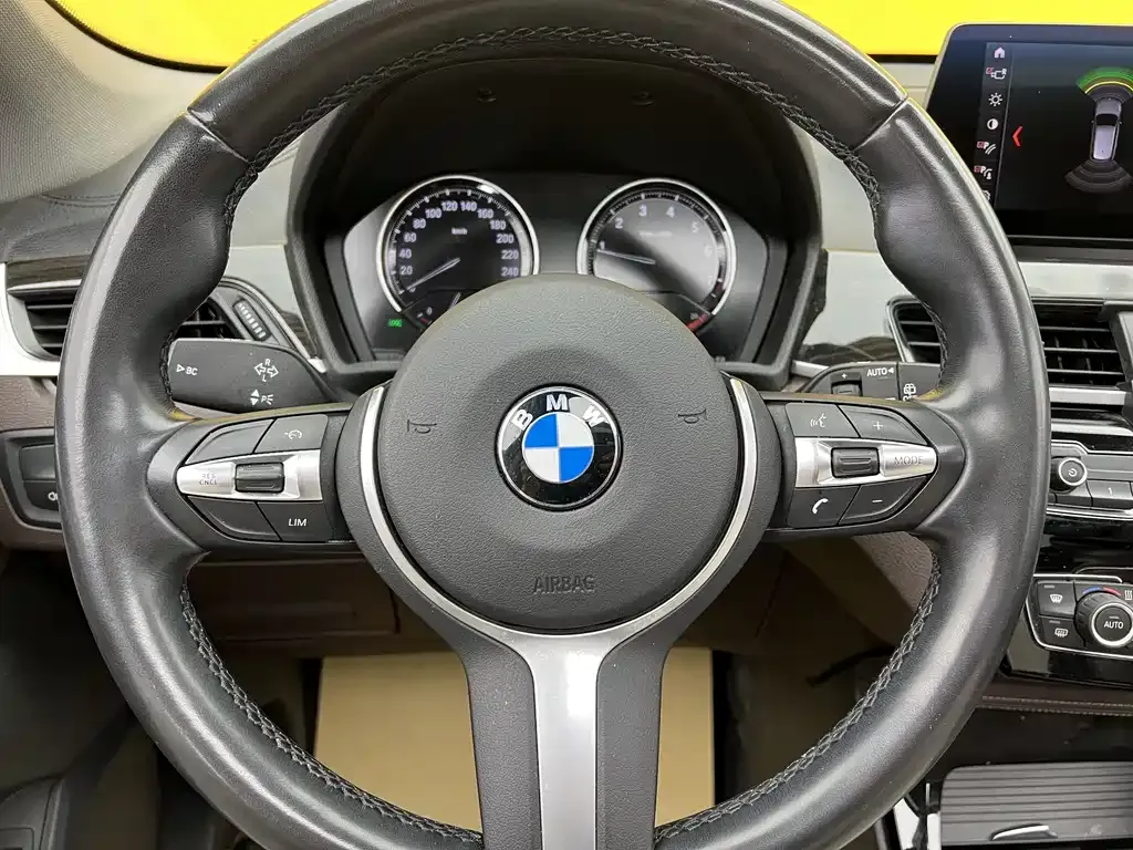 BMW X1 — фото 4