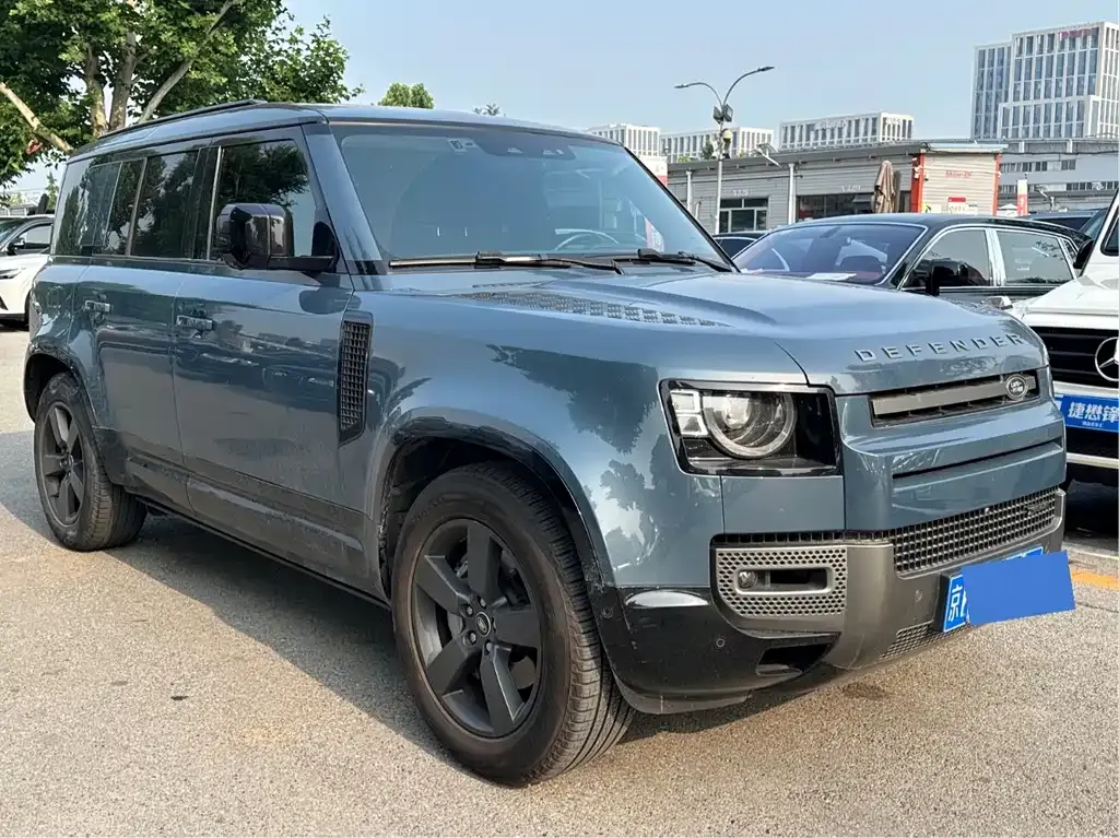 Land Rover Defender — фото 6
