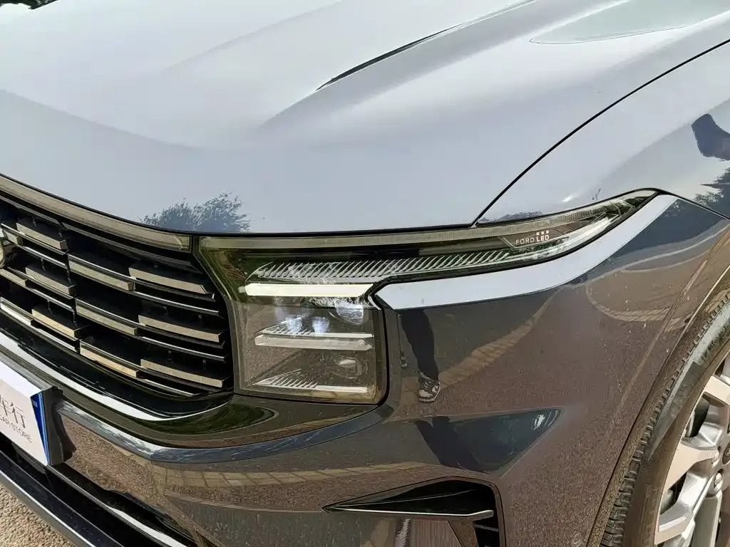 Ford Edge — фото 3