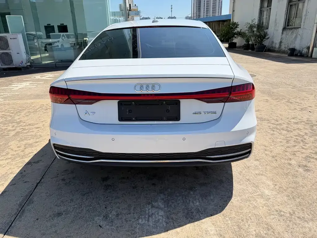 Audi A7 — фото 6