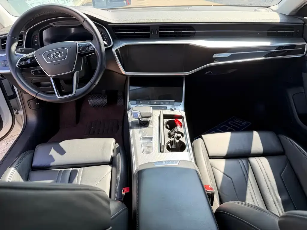 Audi A7 — фото 7