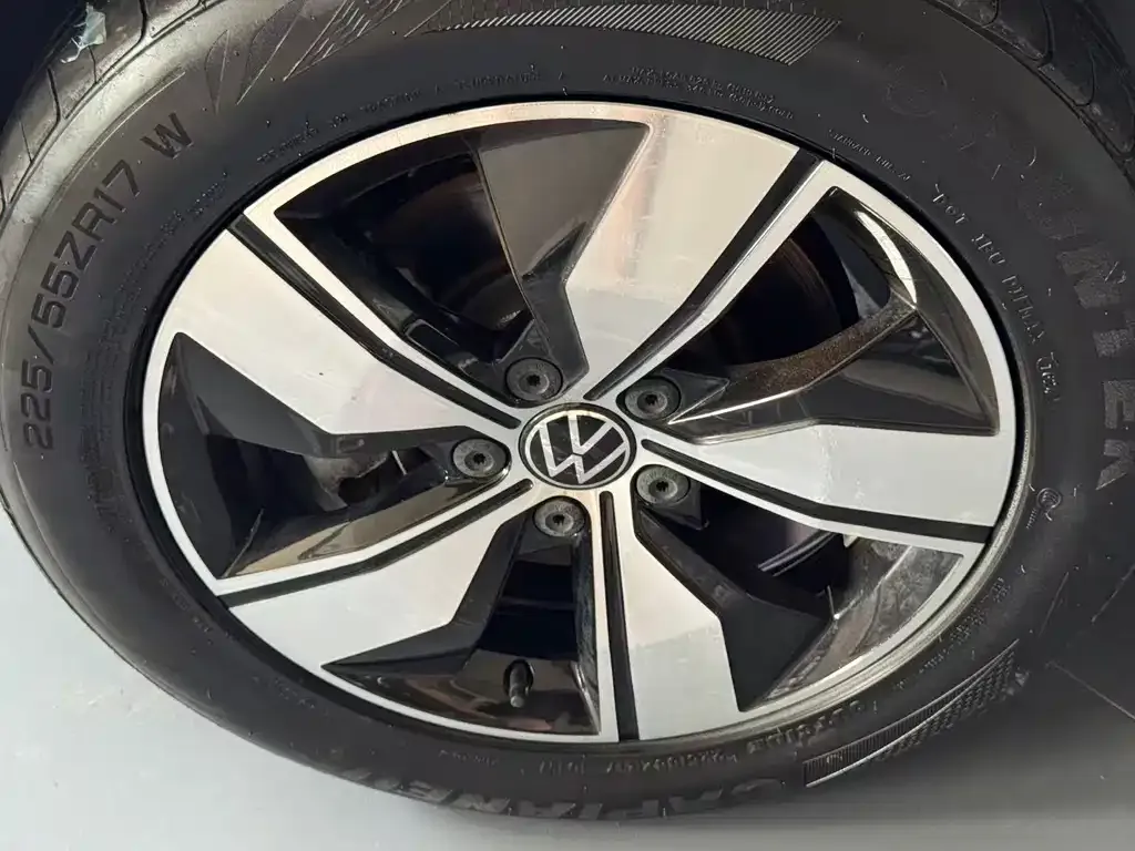 Volkswagen Tharu — фото 5