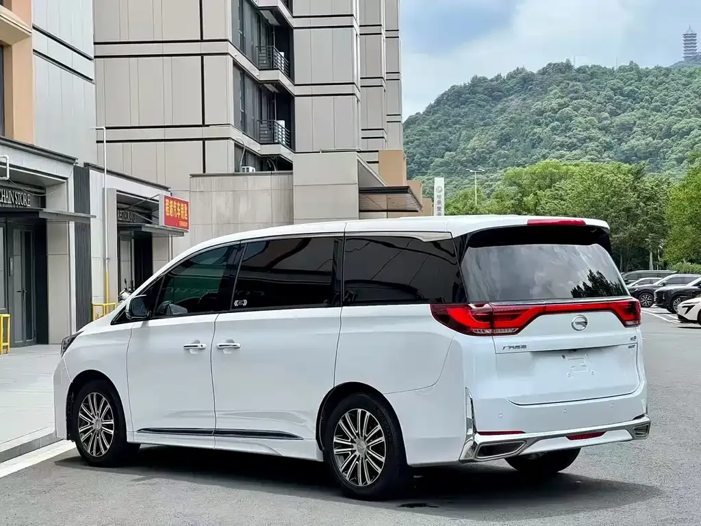 GAC Motor Trumpchi M8 — фото 8