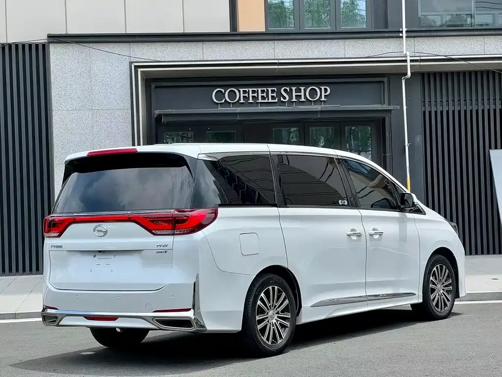 GAC Motor Trumpchi M8 — фото 4