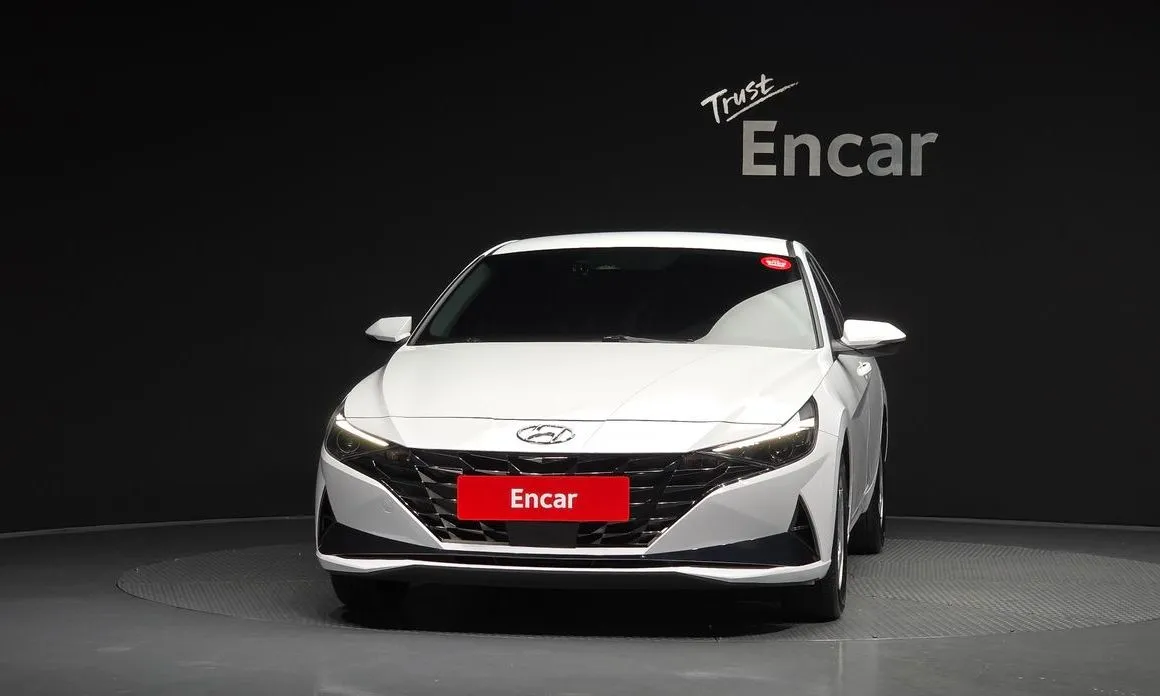 Hyundai AVANTE — фото 2